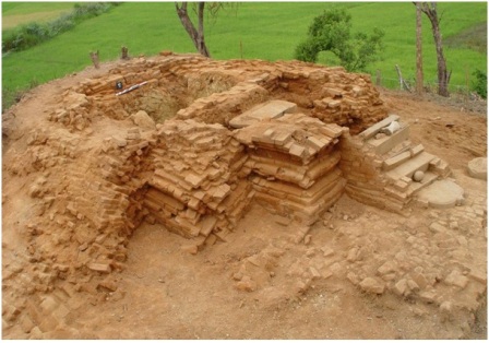 Di tích khảo cổ Cát Tiên