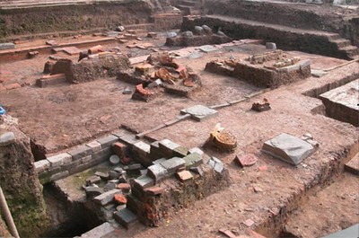 Di tích lịch sử và khảo cổ Khu Trung tâm Hoàng Thành Thăng Long - Hà Nội