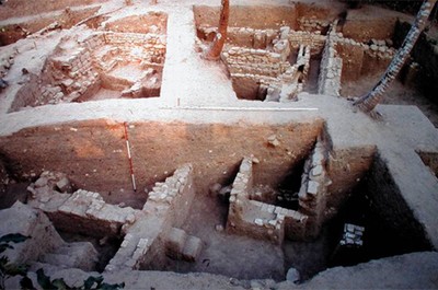 Di tích khảo cổ và kiến trúc nghệ thuật Óc Eo - Ba Thê